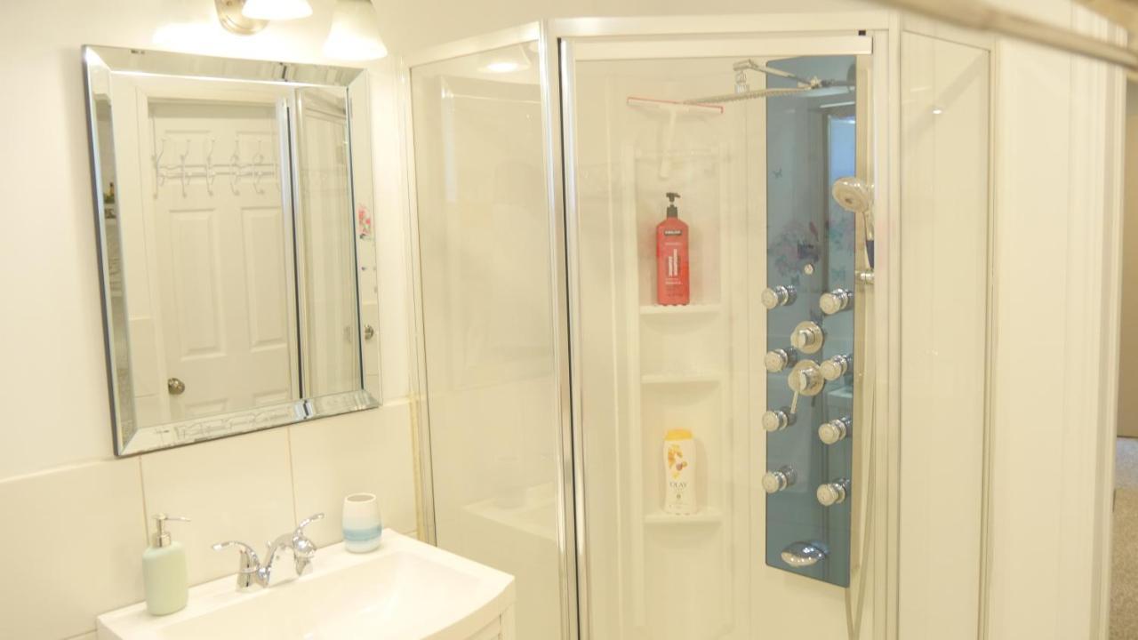 Applewood Gardens Apartment Mississauga Ngoại thất bức ảnh