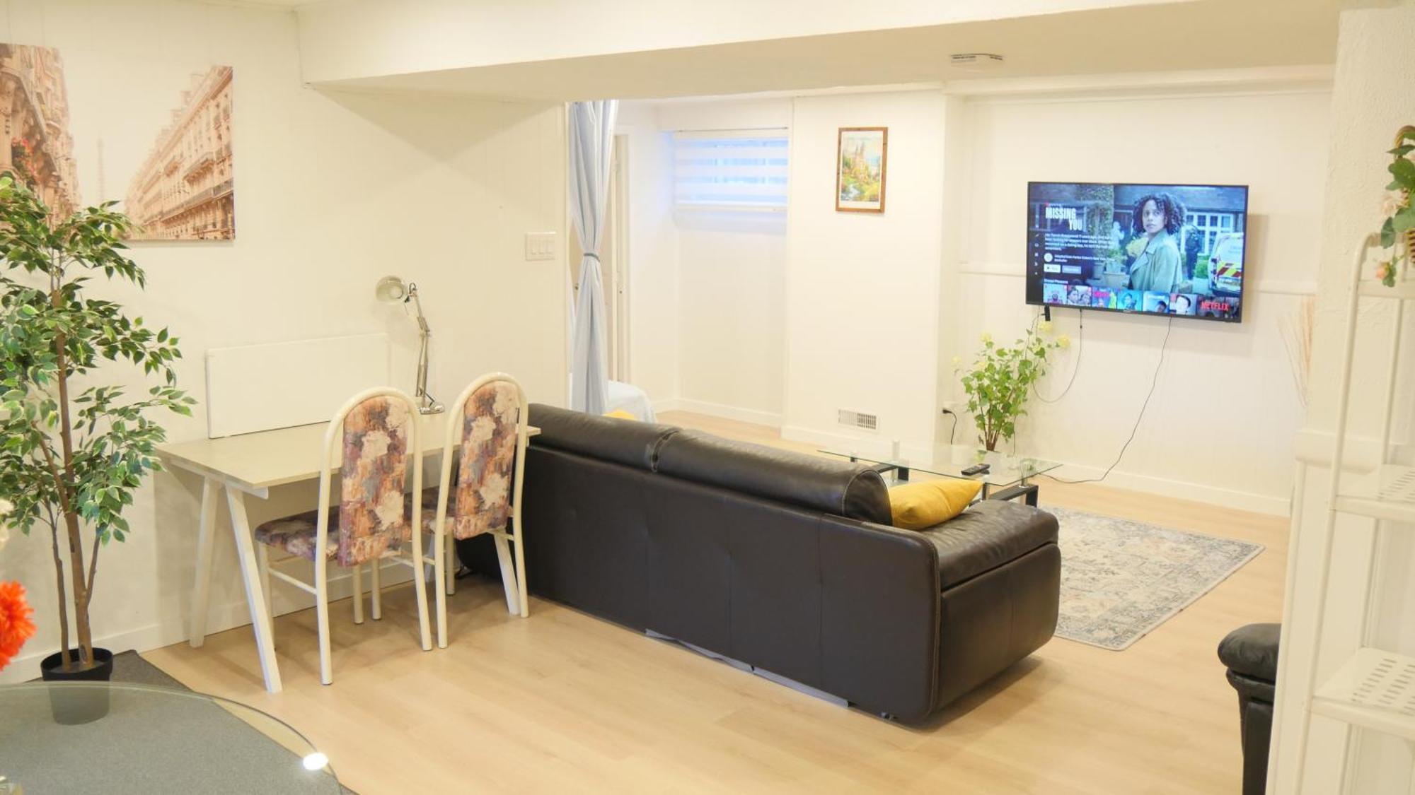 Applewood Gardens Apartment Mississauga Ngoại thất bức ảnh